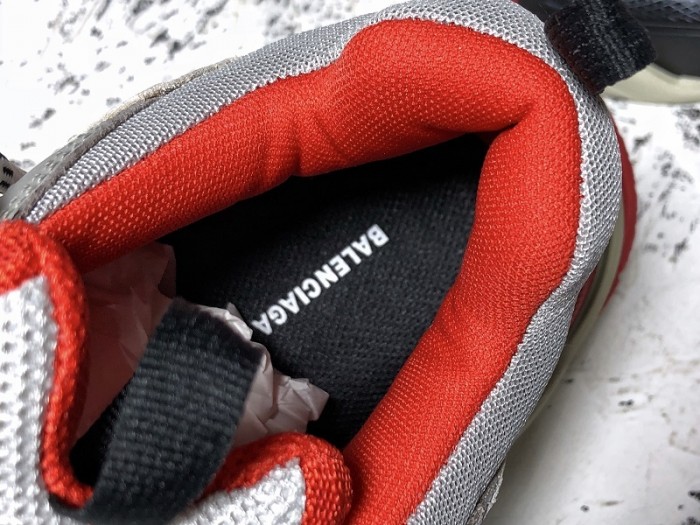 balen triple s trainers clear sole grey glow white 541624 w09oh 1009