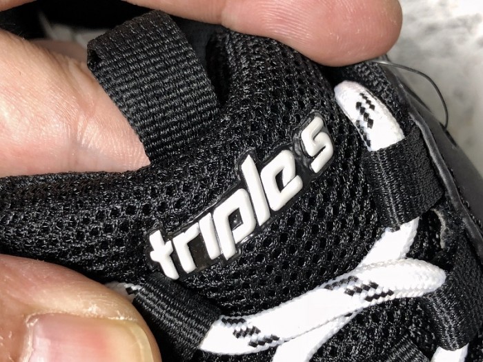 balen triple s trainers clear sole blue adn red 541624 w09o1 3861