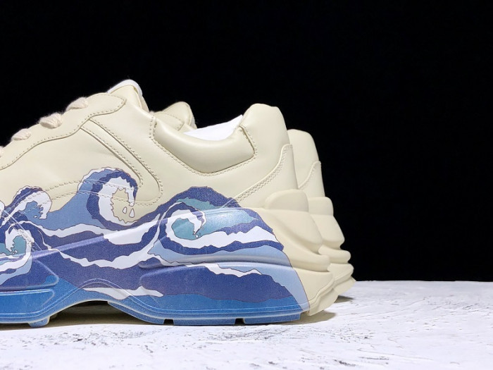 G*u*i1 rhyton sneaker