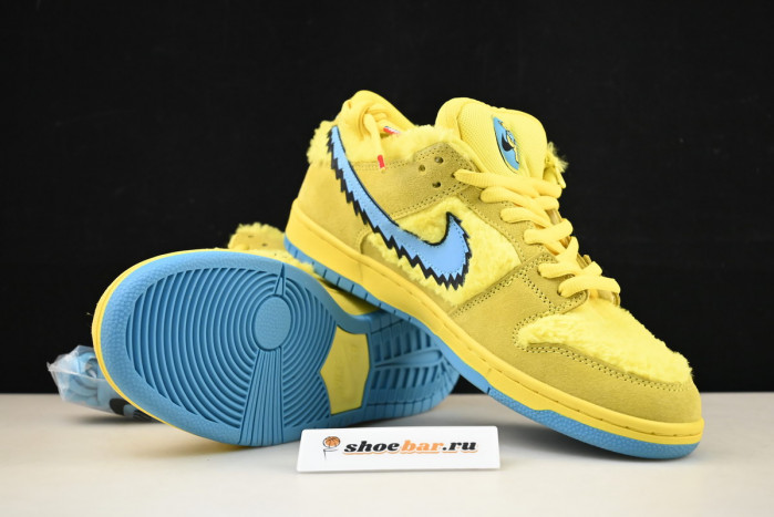 nike dunk low sb x grateful dead