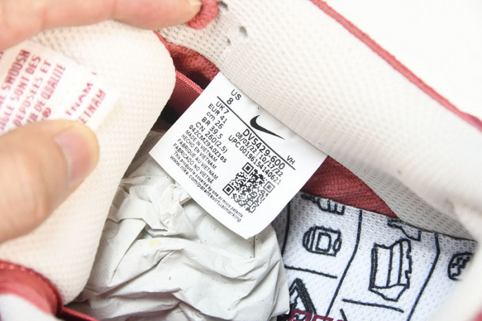 nike sb dunk low adobe