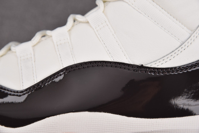 air jordan 11 wmns "neapolitan"