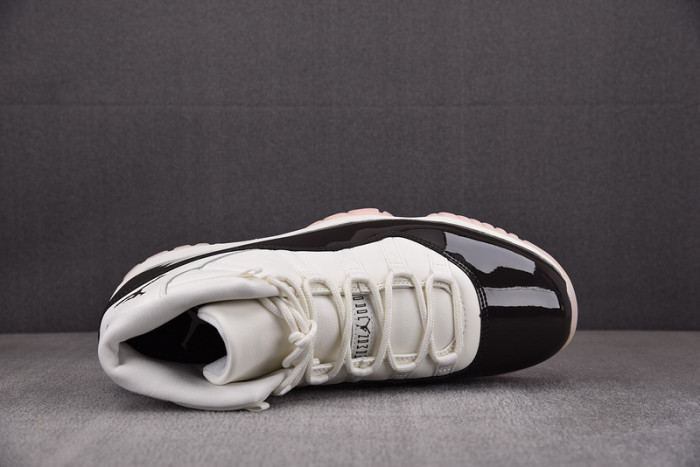 air jordan 11 wmns "neapolitan"