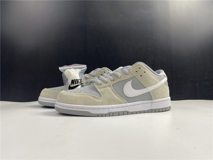 nike sb dunk low summit white wolf grey ar0778-110