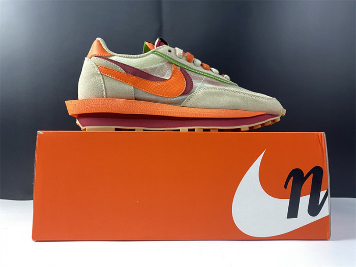 clot x sacai x nike ldv waffle dh1347-100