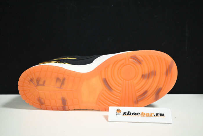 nike dunk low year of the tiger