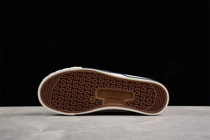 G*u*i sneaker g1000006