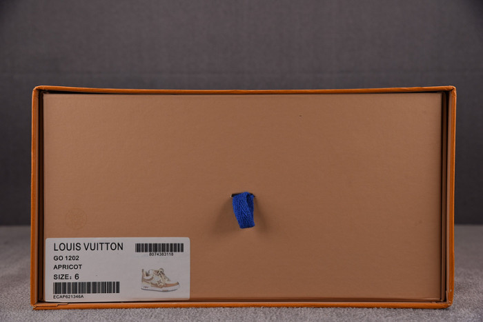 l&v skate sneaker beige white