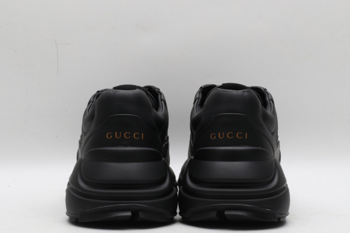 G*u*i sneaker g1000014