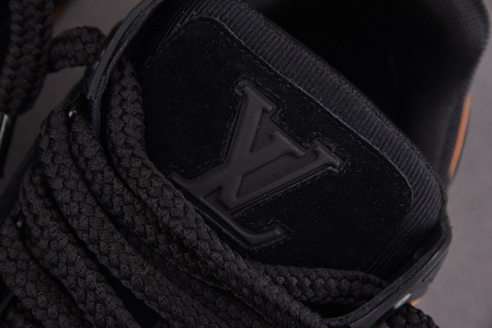 l&v trainer maxi black brown suede