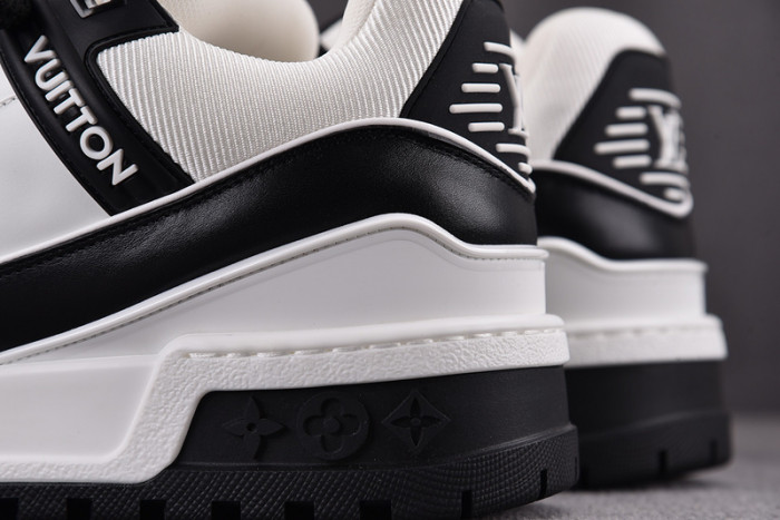 l&v trainer maxi black