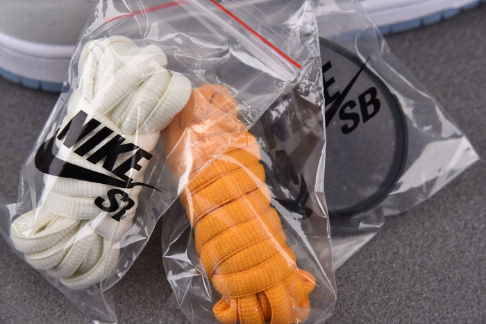 nike sb dunk low white lobster