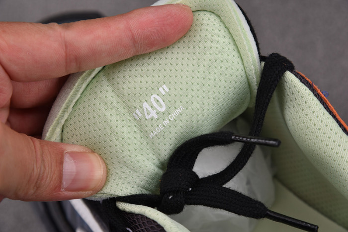 fw c/o odsy-1000 sneaker ow-40008