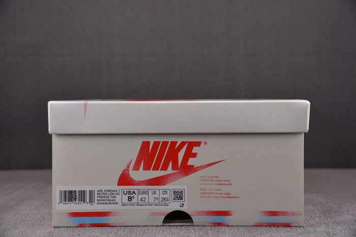 jordan 1 retro low og trophy room away