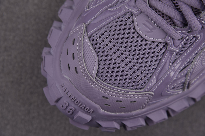 Ba*len*cia*ga defender purple