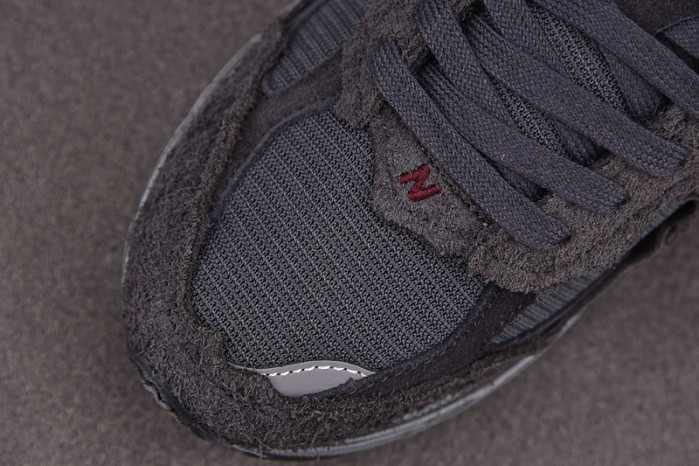 new balance 2002r protection pack phantom