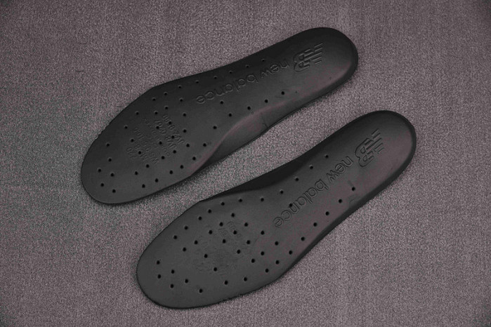 new balance 2002r protection pack phantom