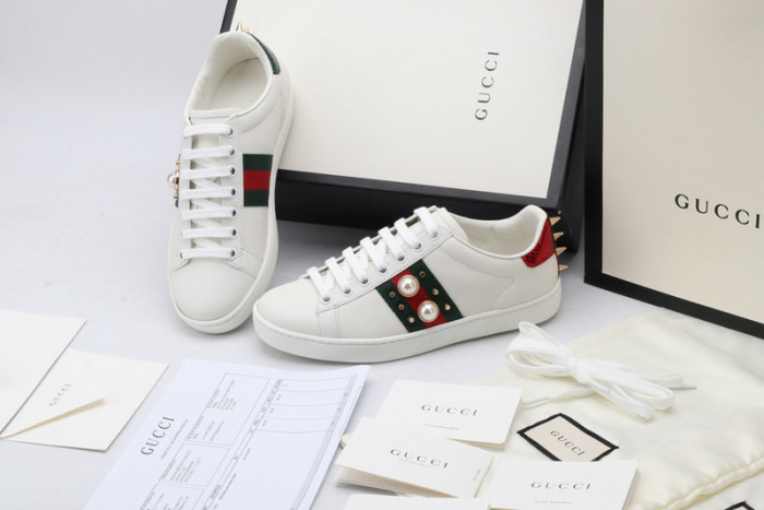 G*u*i sneaker g1000036