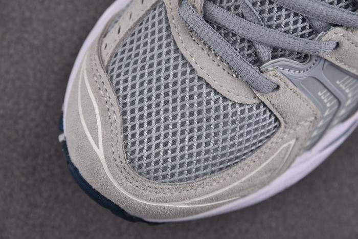 As*ic*s gel-kayano 14 1201a161-021