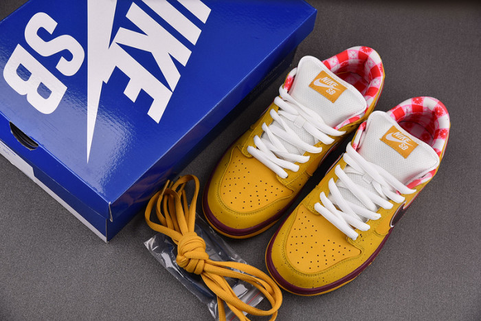 nike sb dunk low yellow lobster