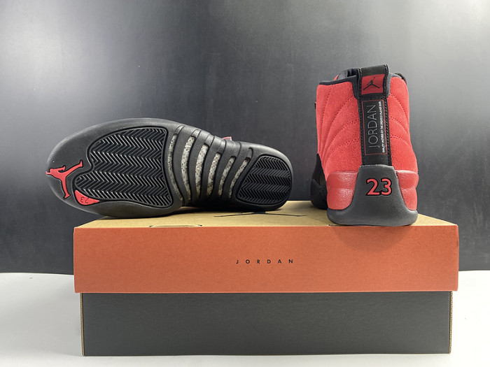 air jordan 12 retro reverse flu game ct8013-602