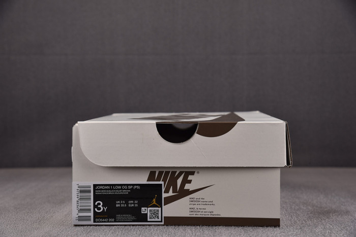 Kids Jordan 1 Retro Low OG SP Travis Scott Velvet Brown DO5442-202