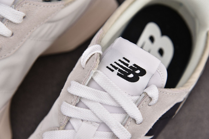 NEW BALANCE 550 NB000018