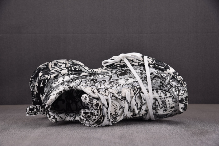 Ba*len*cia*ga 3xl 1000017