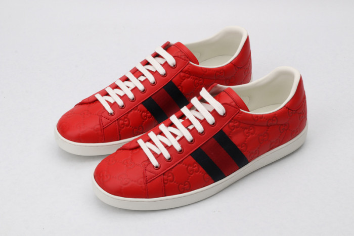 G*u*i sneaker g1000028