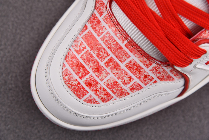 l&v trainer white and red