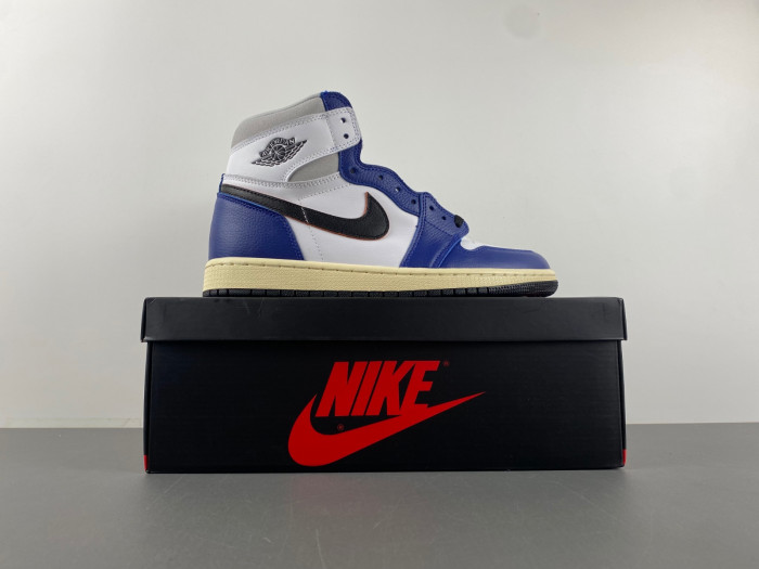 Air Jordan 1 High OG Deep Royal Blue DZ5485-100
