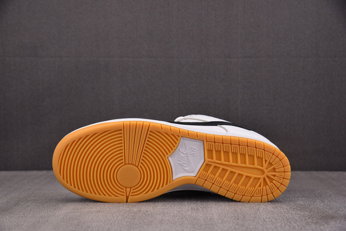 Nike SB Dunk Low Pro White Gum CD2563-101