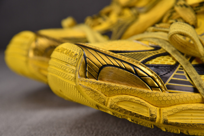 Ba*len*cia*ga 3xl 1000015