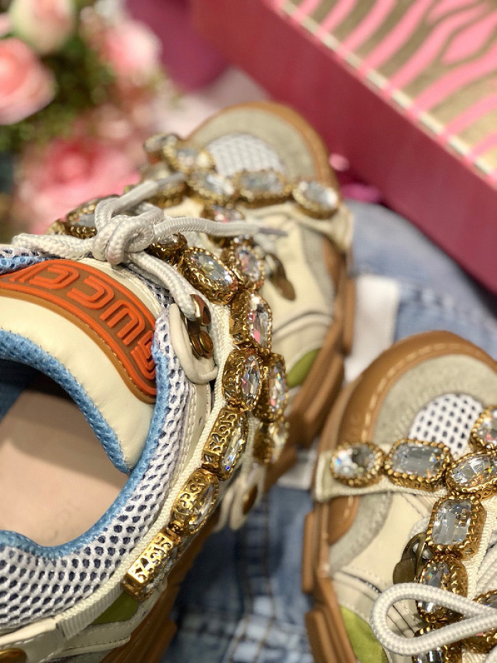 G*u*i1 flashtrek sneaker