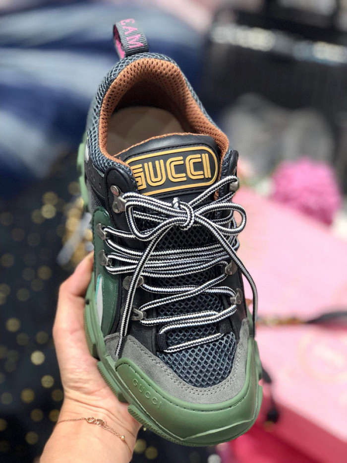 G*u*i1 flashtrek sneaker