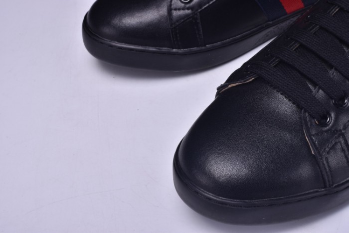 gu ace embroidered low-top sneaker black with bee mens 431942-a38g0