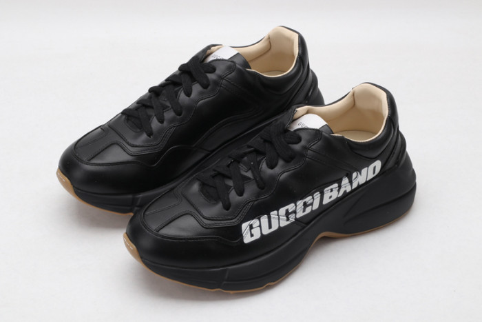 G*u*i sneaker g1000054
