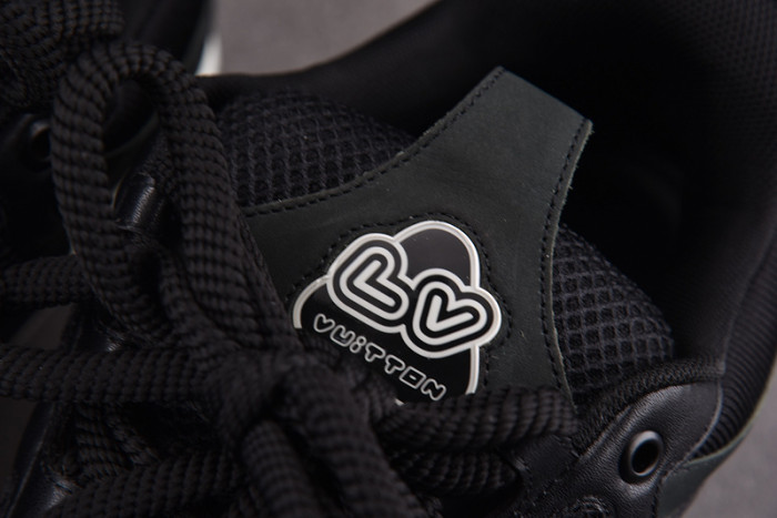 l&v skate sneaker black white