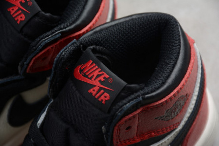AIR JORDAN 1 RETRO HIGH BRED TOE OG Kids-555088-610