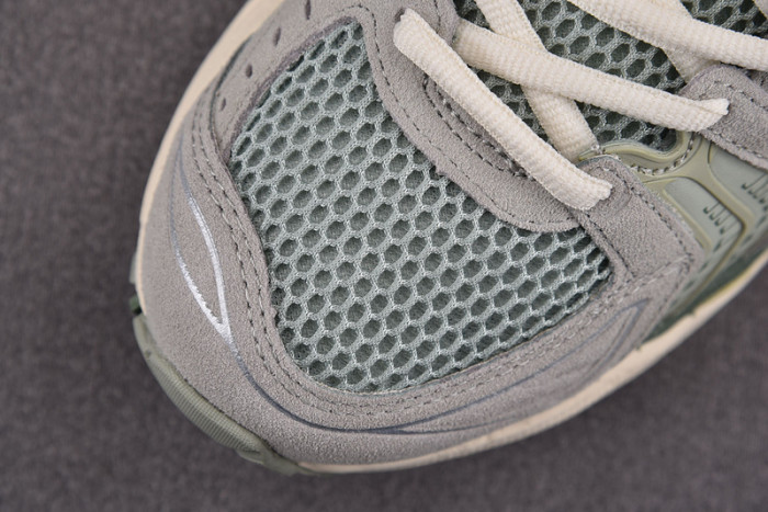 As*ic*s gel-kayano 14 1201a161-301