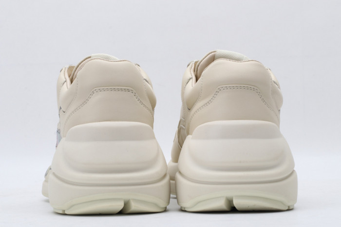 G*u*i sneaker g1000058