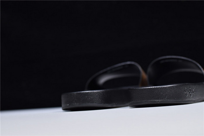 lou1s vu1tton sandals