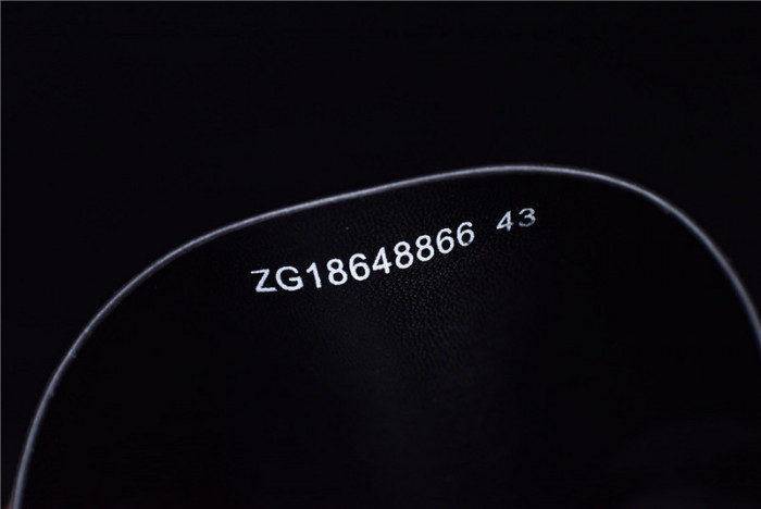 lou1s vu1tton sandals