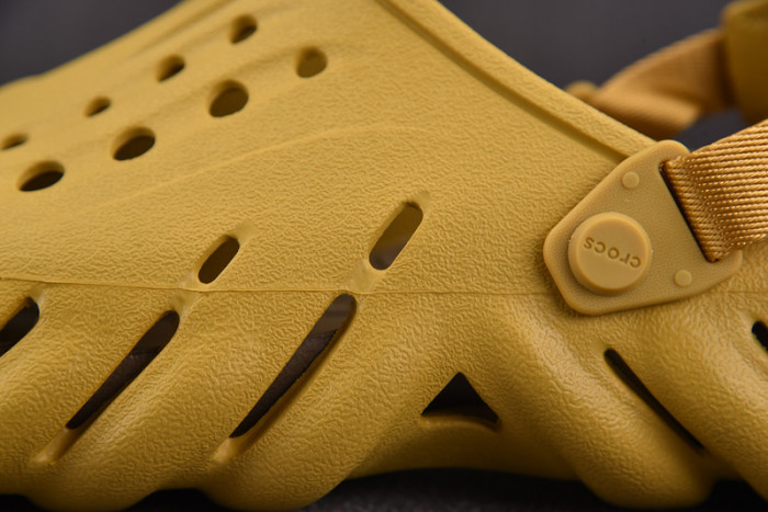 salehe bembury x Cr*0*s pollex clog 207393-844