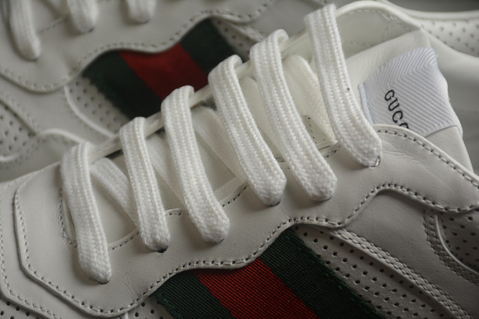 G*u*i sneaker g1000010