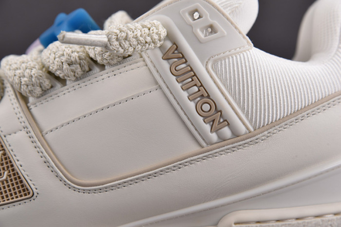 l&v trainer maxi white