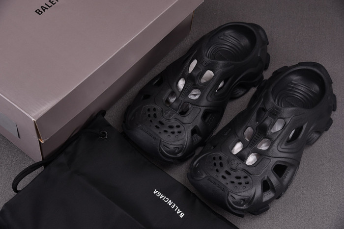 balenciag sandals