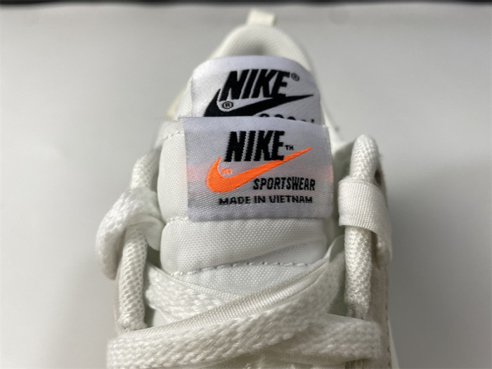 sacai x nike vaporwaffle white dd1875-100