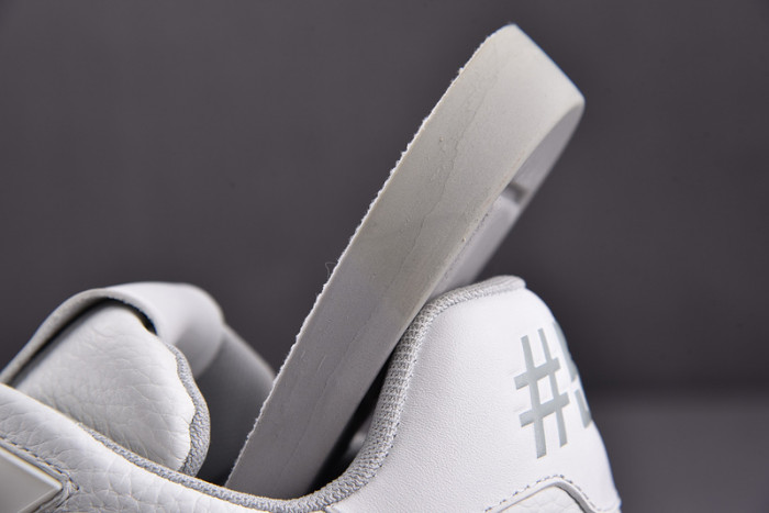 lou1s vu1tton sneakers