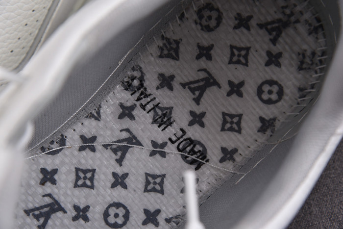 lou1s vu1tton sneakers